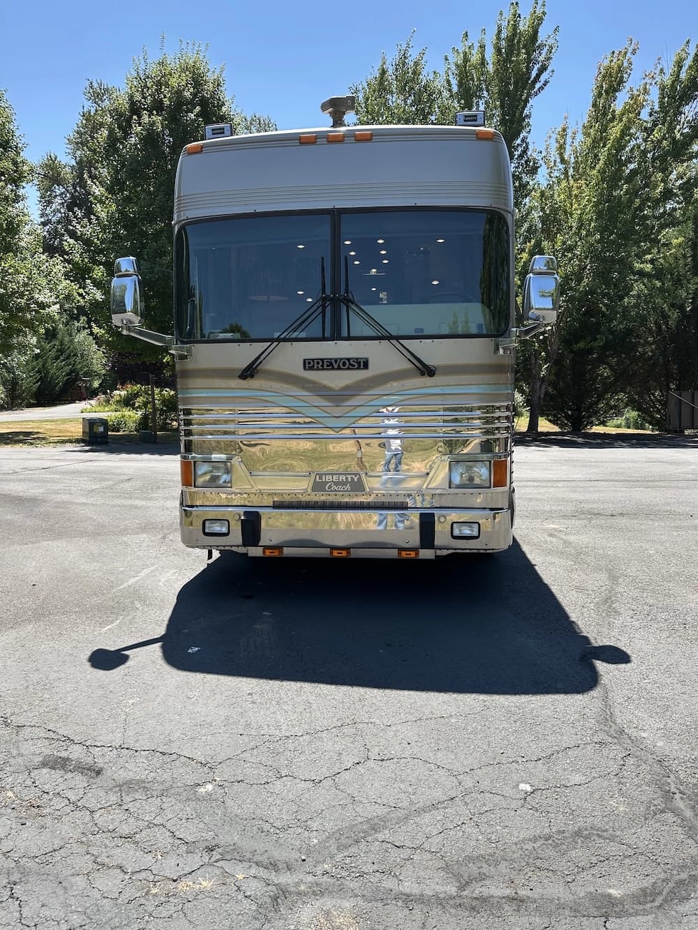 1997 Prevost Liberty XL 40 Motorcoach Conversion - Image 2