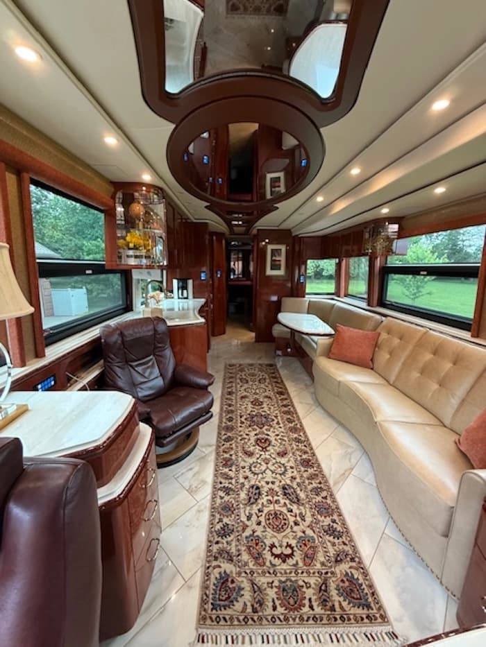 2021 Prevost Marathon X3 Motorcoach - Image 12