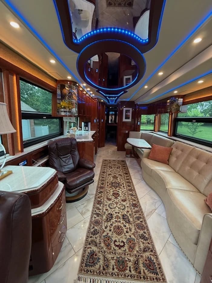 2021 Prevost Marathon X3 Motorcoach - Image 13