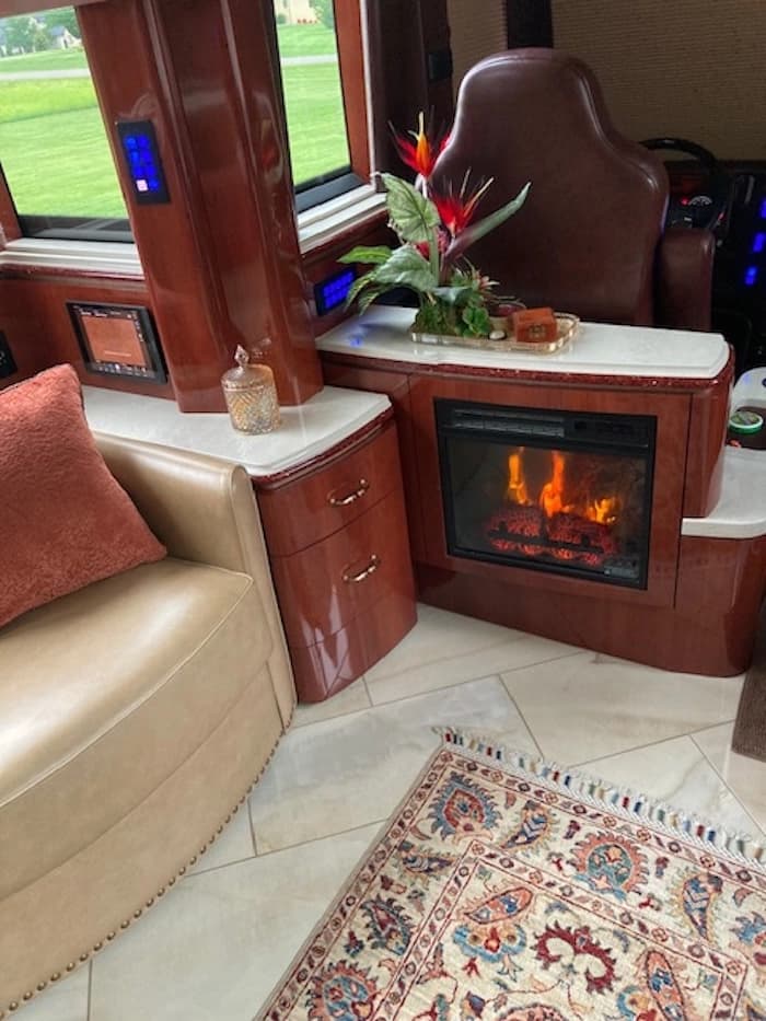 2021 Prevost Marathon X3 Motorcoach - Image 43
