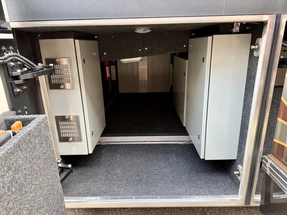2013 Prevost Outlaw H3-45 Motorcoach - Image 18