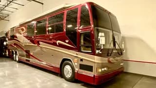 2000 Prevost Marathon H3-45 bus