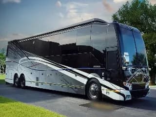 2021 Prevost Millennium H3-45 bus
