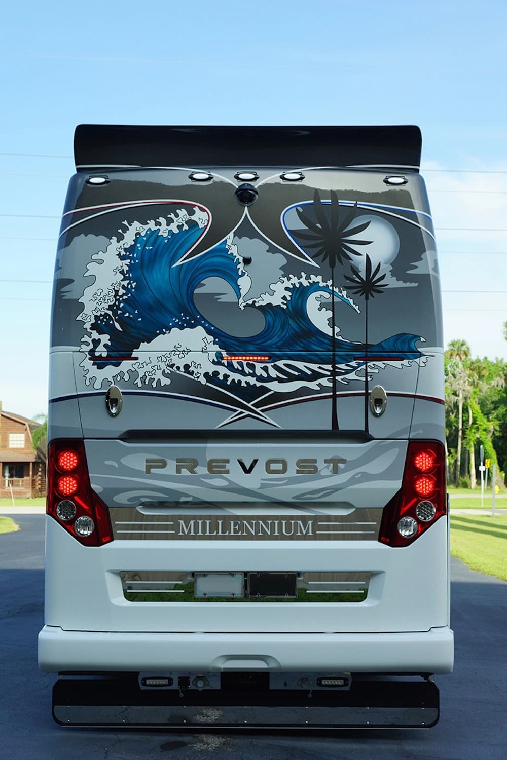 2021 Prevost Millennium H3-45 Motorcoach - Image 2