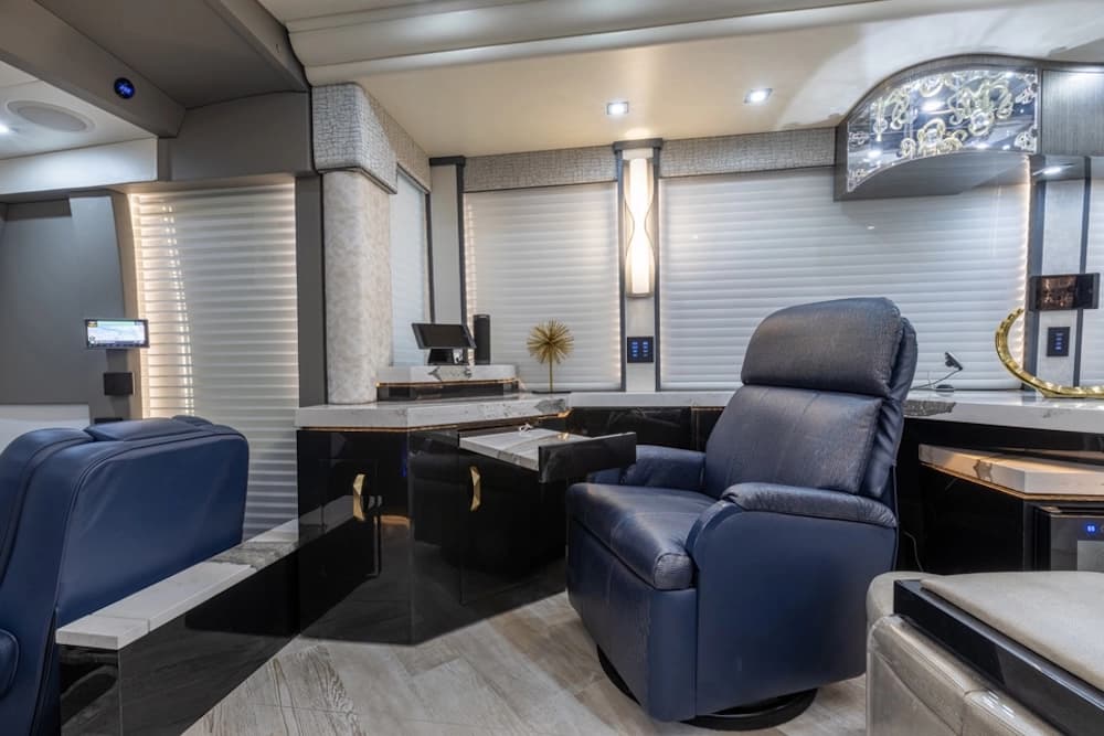 2021 Prevost Millennium H3-45 Motorcoach - Image 7