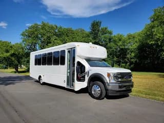 2022 StarTrans Senator II HD bus