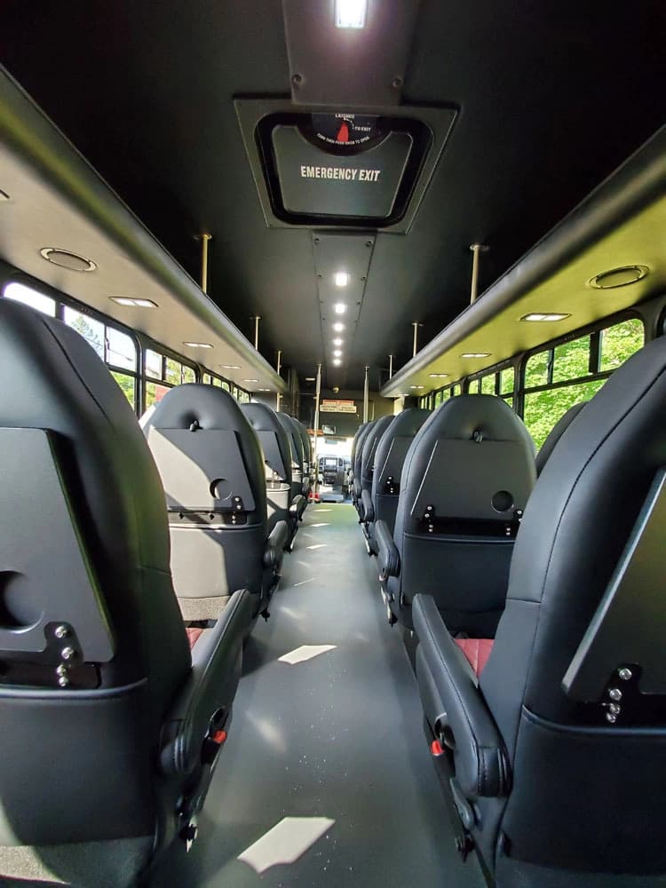 2022 StarTrans Senator II HD Shuttle Bus - Image 3