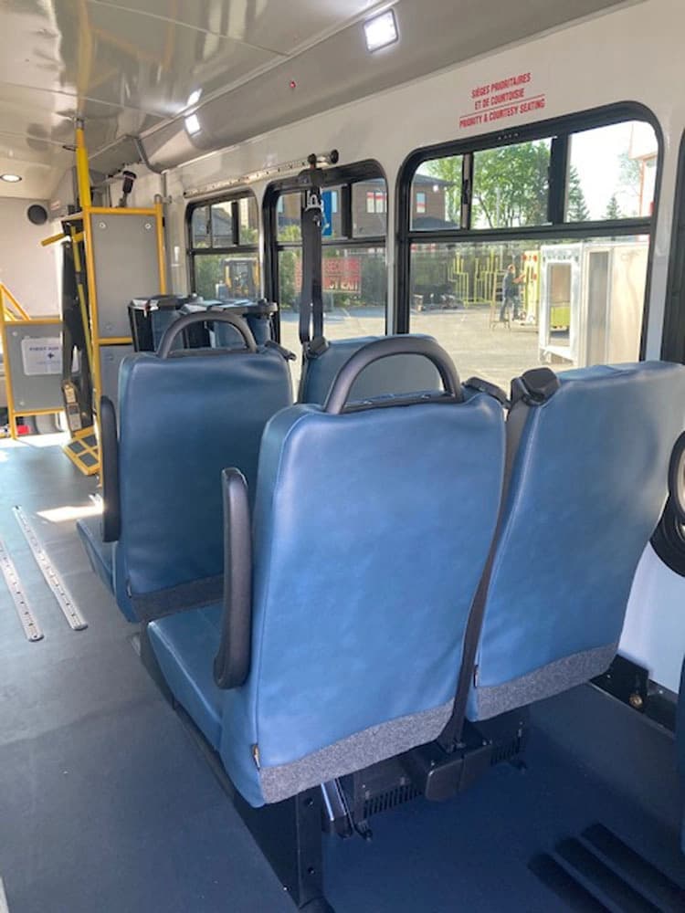 2022 StarTrans Senator II HD Shuttle Bus - Image 3