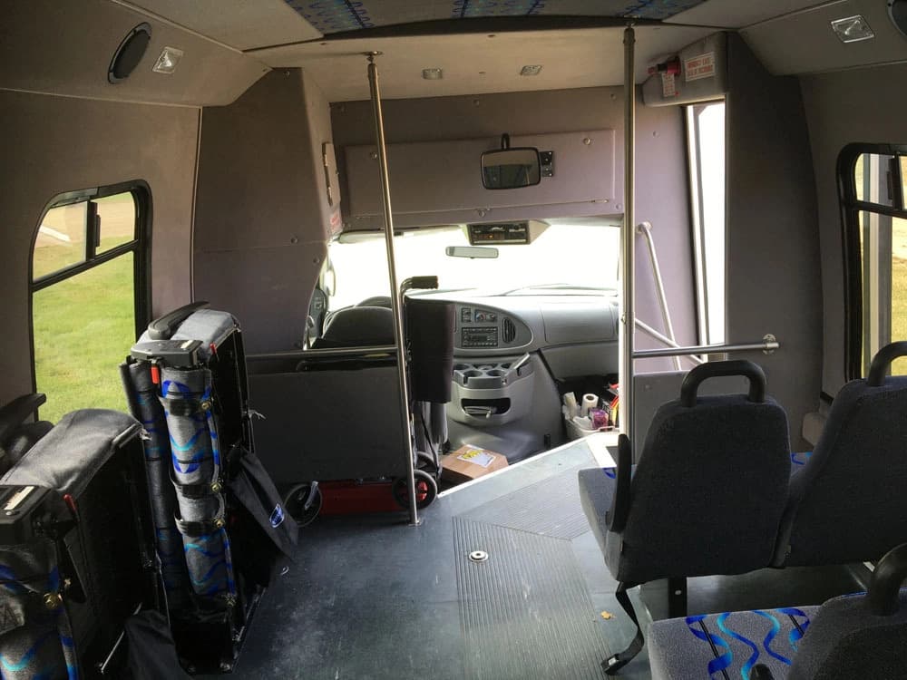 2008 Turtle Top Odyssey Shuttle Bus - Image 4