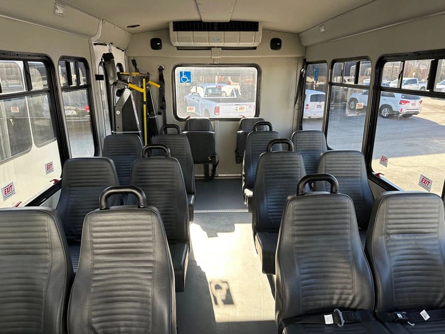 2025 Chevrolet 4500 AllStar Shuttle Bus - Image 4