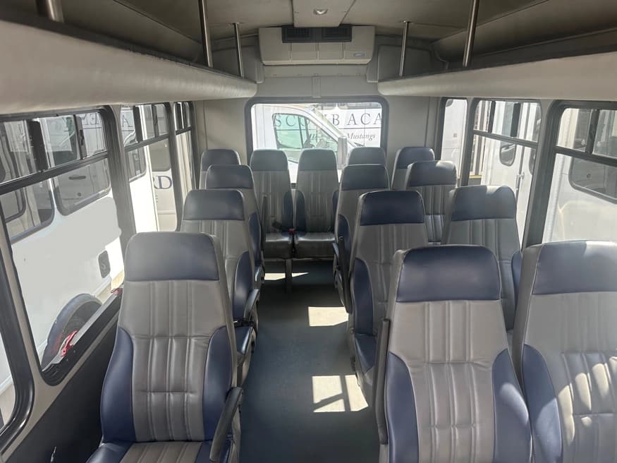 2019 Ford Transit 350 Starlite Shuttle Bus - Image 4