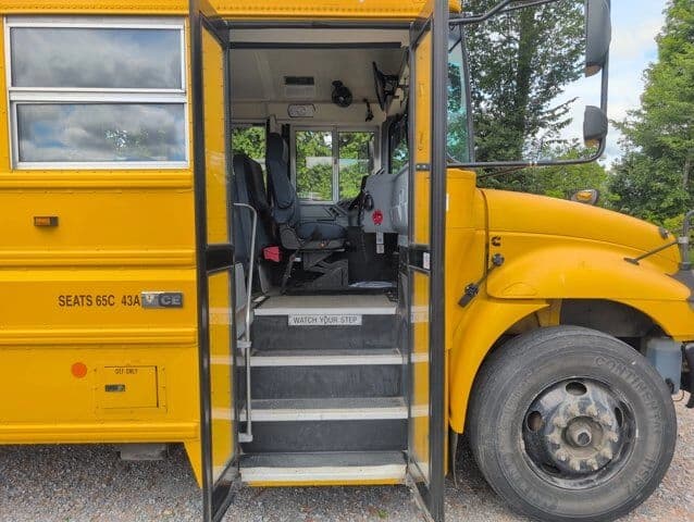 2018 International IC CE 3000 School Bus - Image 5