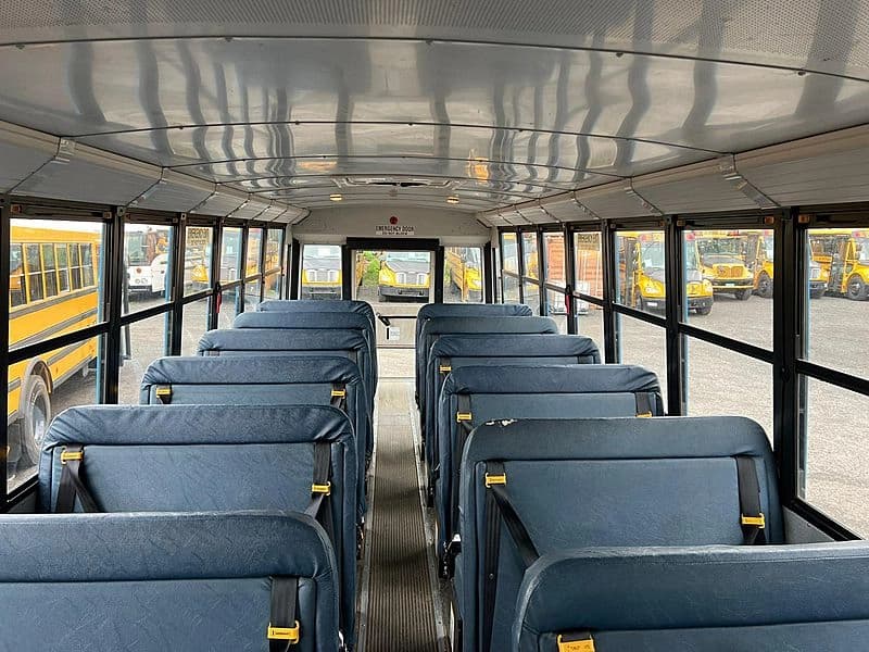 2012 Freightliner B2 Activity Bus - Image 15