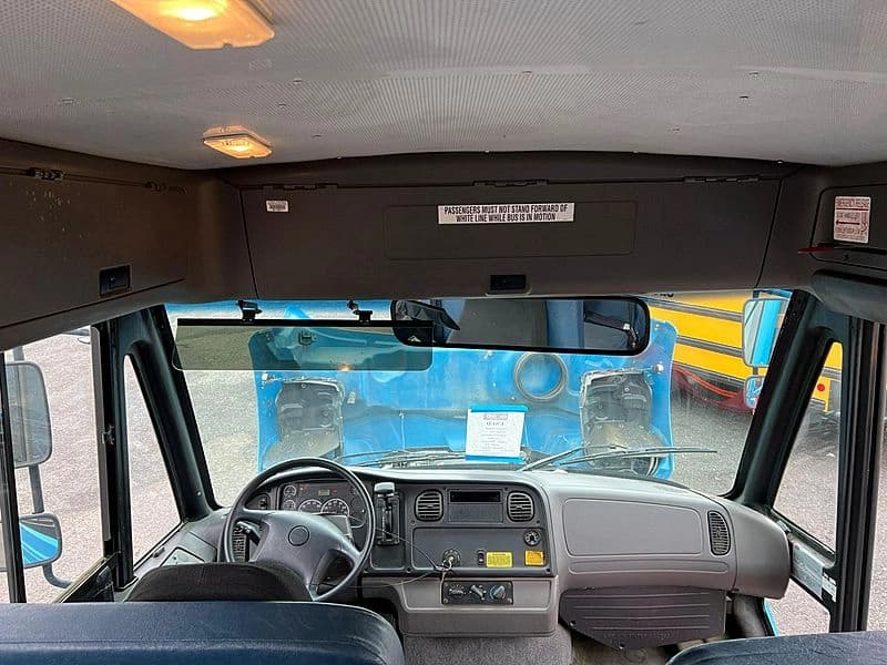 2012 Freightliner B2 Activity Bus - Image 18
