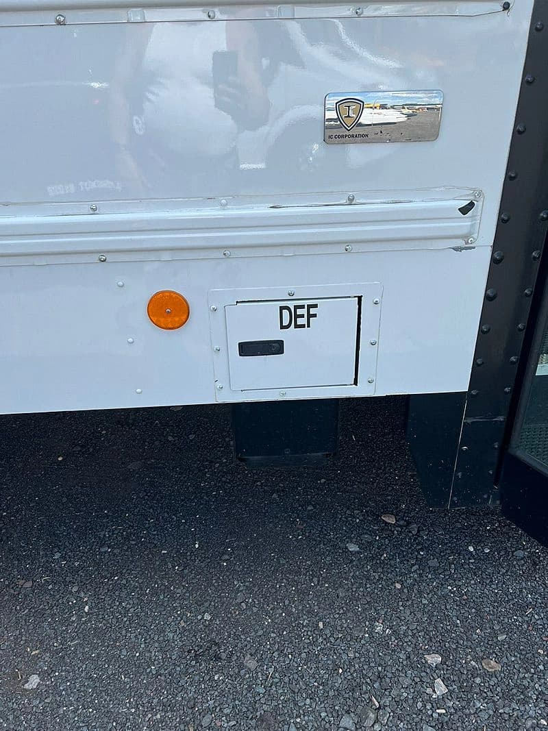 2019 IC Bus PB105 School Bus - Image 9