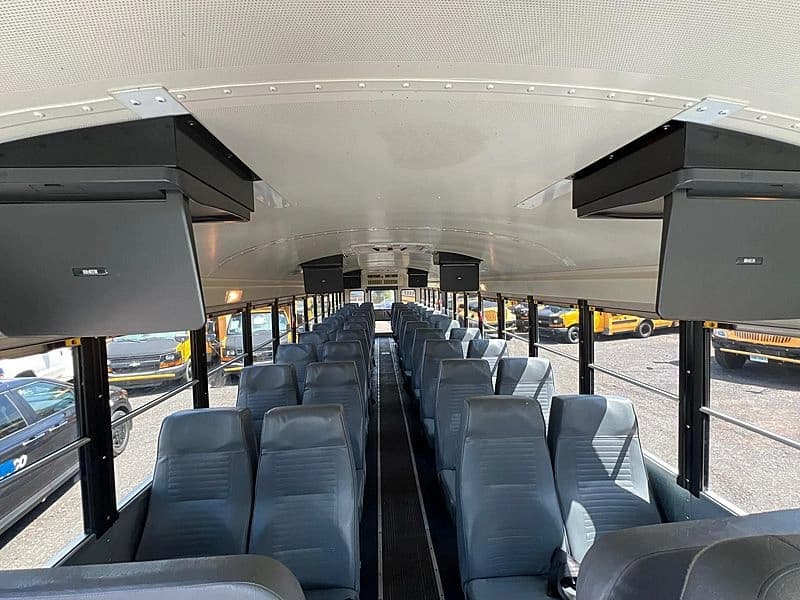 2019 IC Bus PB105 School Bus - Image 12