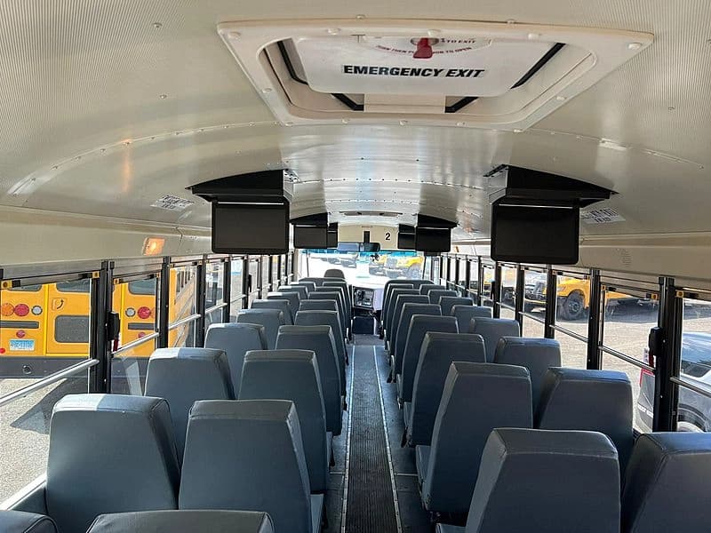 2019 IC Bus PB105 School Bus - Image 14
