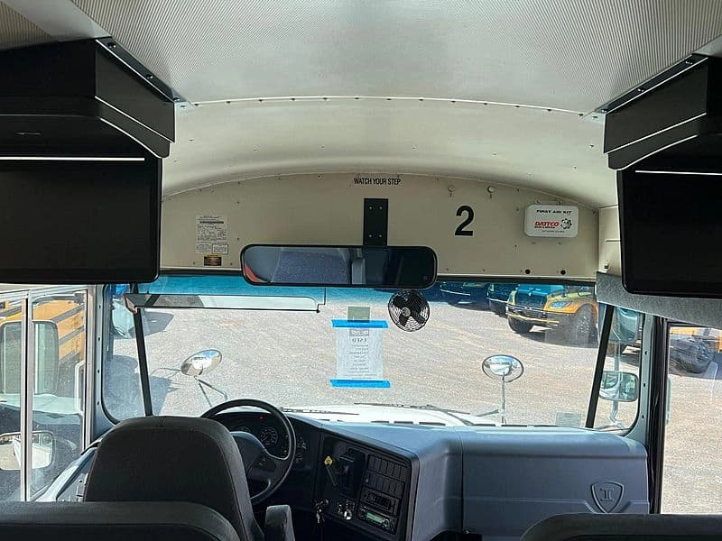2019 IC Bus PB105 School Bus - Image 15