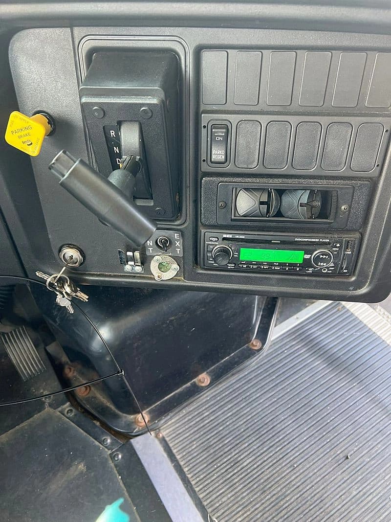 2019 IC Bus PB105 School Bus - Image 16