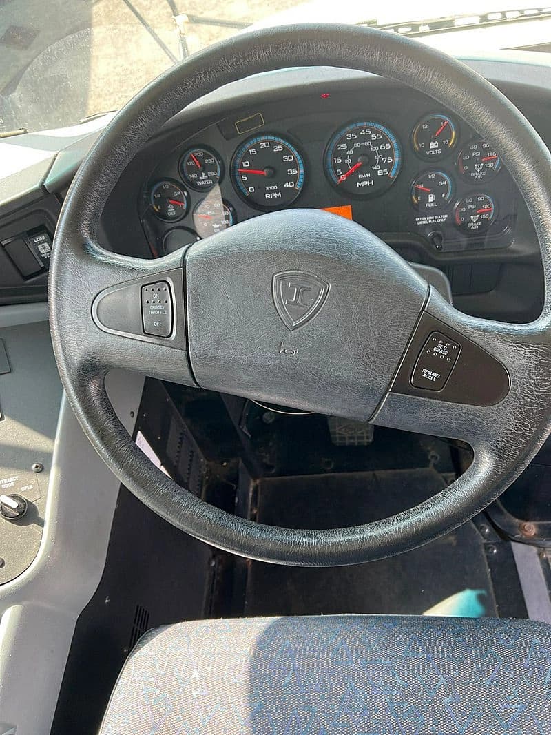 2019 IC Bus PB105 School Bus - Image 20
