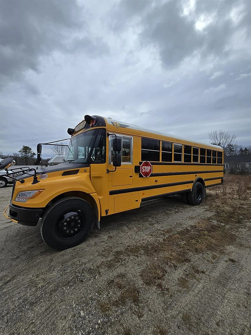 2025IC CE School Bus - Image 1