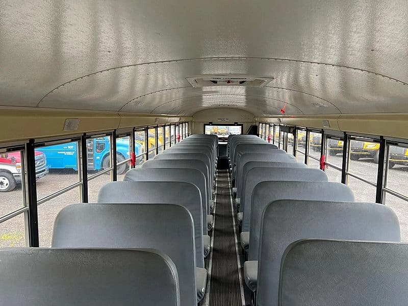 2014 IC Bus RE School Bus - Image 12