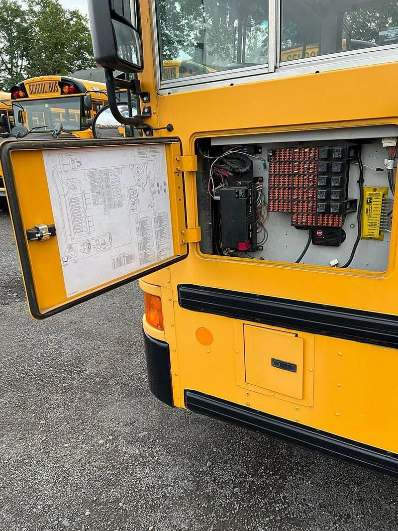 2014 IC Bus RE School Bus - Image 29