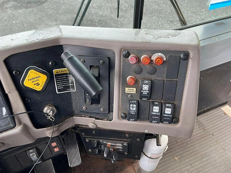 2014 IC Bus RE School Bus - Image 18