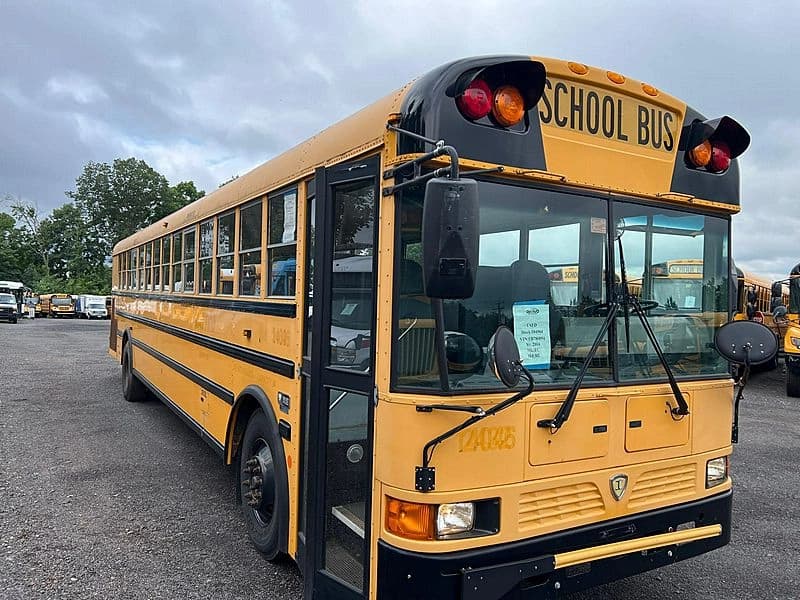 2014 IC Bus RE School Bus - Image 24