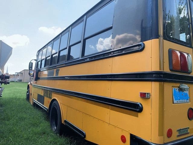2008 Thomas Saf-T-Liner C2 School Bus - Image 2