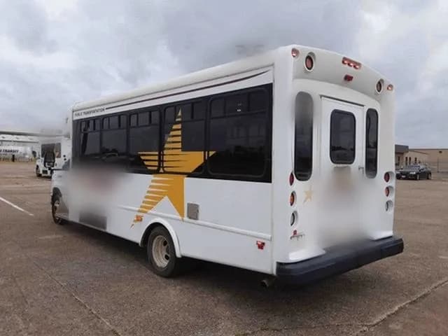 2017 Ford E450 Super Duty Shuttle Bus - Image 2