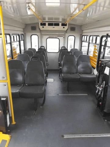 2017 Ford E450 Super Duty Shuttle Bus - Image 5