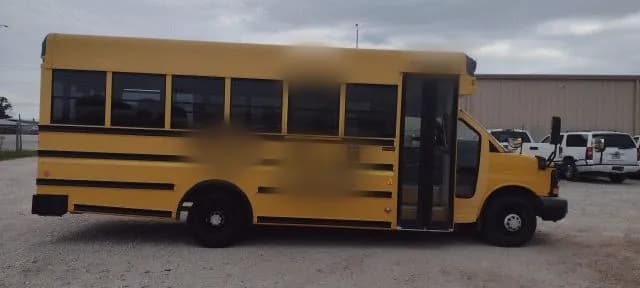 2010 Chevrolet Collins School Bus - Image 3