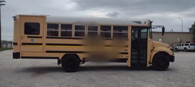 2007 International CE200 School Bus - Image 2