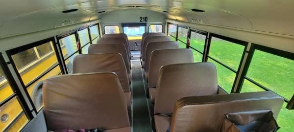 2016 Ford E450 DRW Thomas School Bus - Image 9