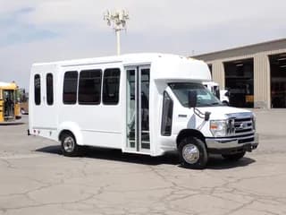 2016 Elkhart Coach EC II bus