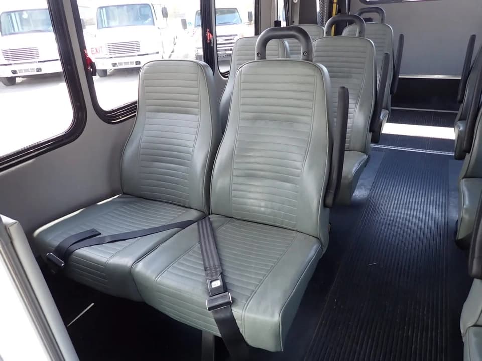 2016 Elkhart Coach EC II Shuttle Bus - Image 5