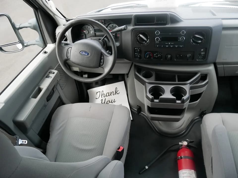 2014 Turtle Top Van Terra Shuttle Bus - Image 5