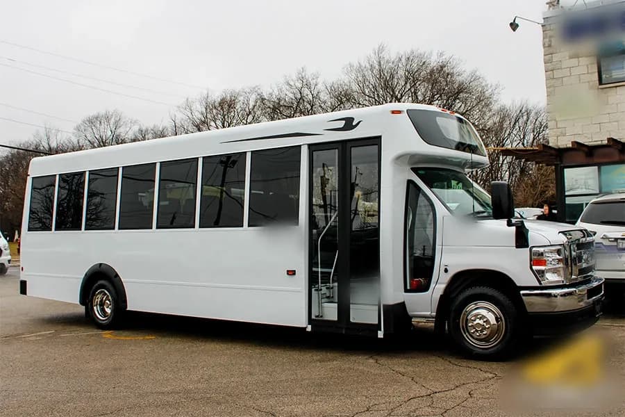 2025 Ford E450 Shuttle Bus - Image 4