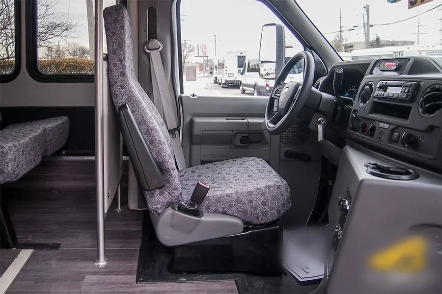 2024 Ford E450 Shuttle Bus - Image 5