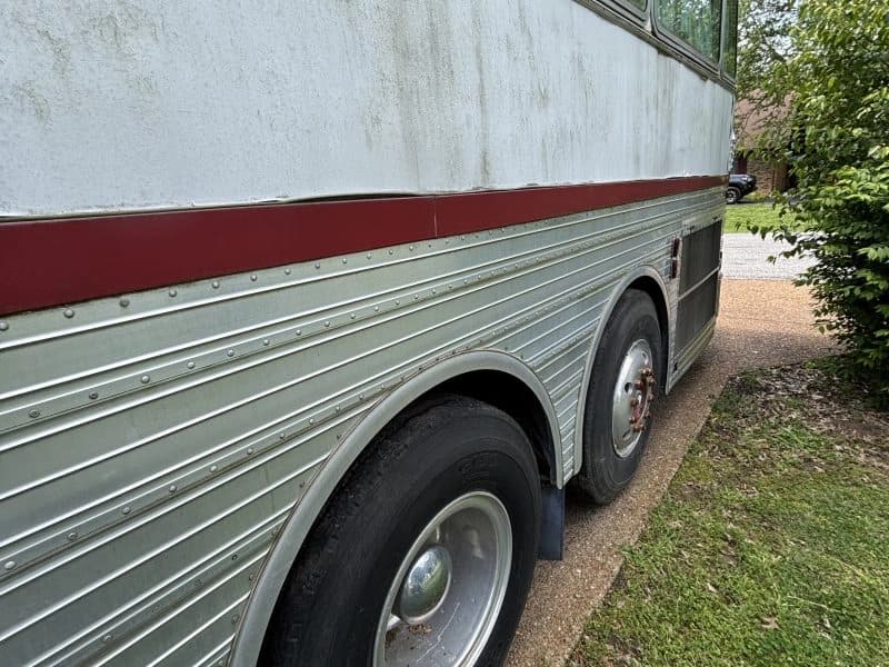 1967 Eagle Motor Coach Antique Bus - Image 4