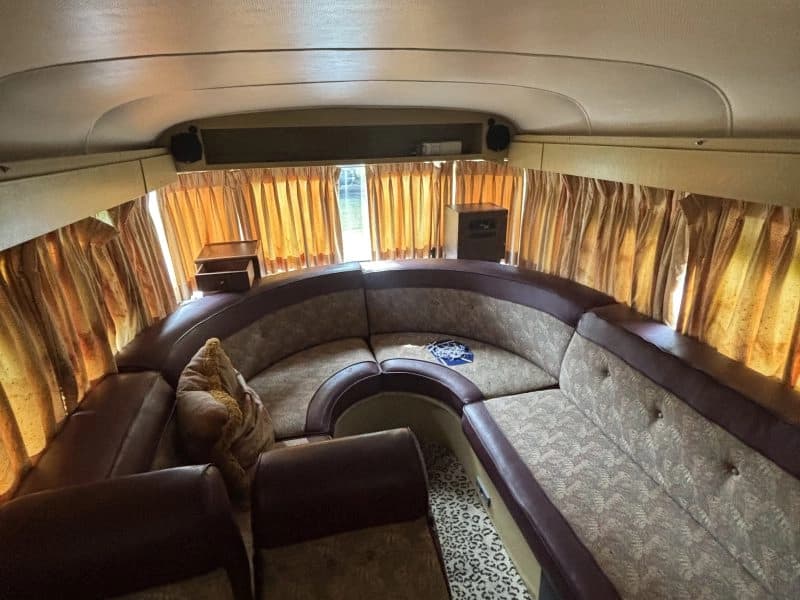1967 Eagle Motor Coach Antique Bus - Image 5