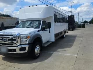 2012 Ford F550 bus