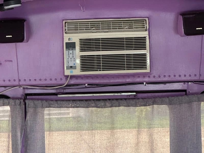 2001 International 3000IC Conversion/Specialty - Image 8