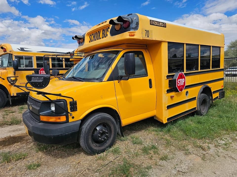 2007 Chevrolet Express Commercial Cutaway Mini School Bus - Image 2