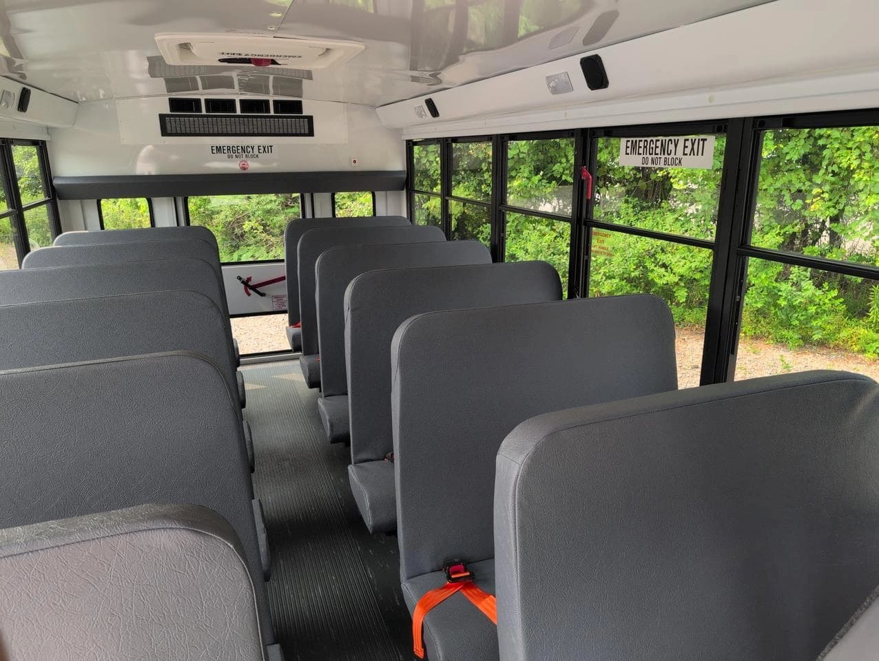 2026 Chevrolet Magellan DRW Mini School Bus - Image 7