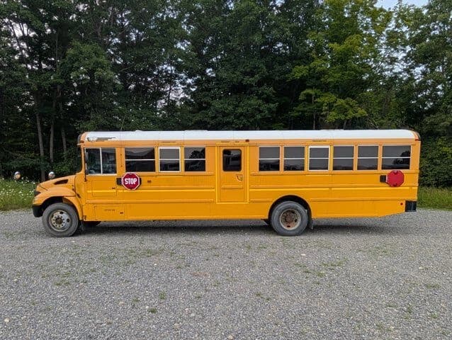 2016 International IC CE 300 School Bus - Image 2