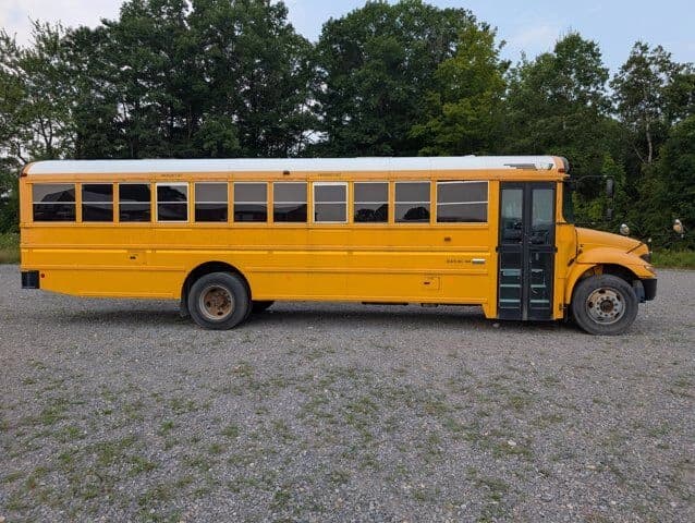 2016 International IC CE 300 School Bus - Image 4