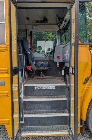 2016 International IC CE 300 School Bus - Image 5