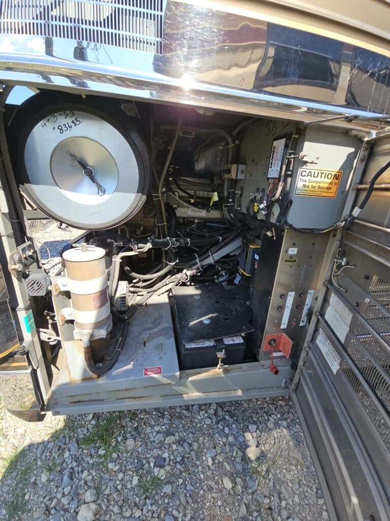 2000 Prevost XLII Motor Home - Image 34
